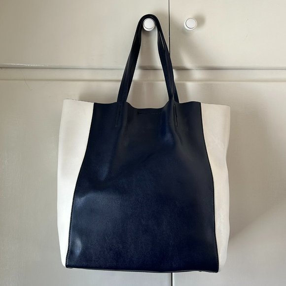 Banana Republic leather Ashbury tote with removable zippered pouch–Navy & White - Picture 1 of 9